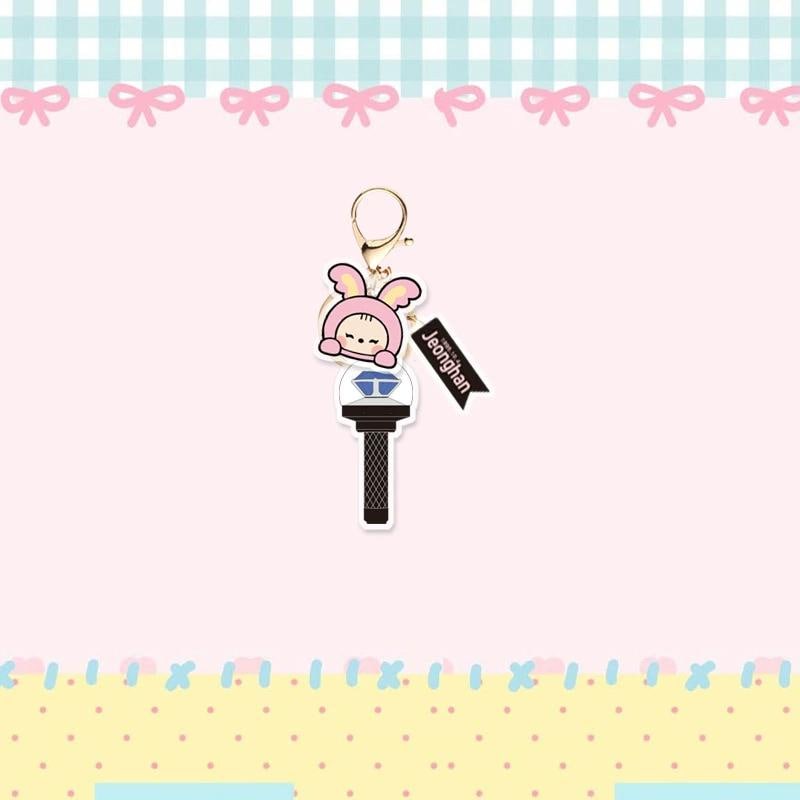 MiniTeen Keychain with Carat Bong — K-POP Fan Accessory